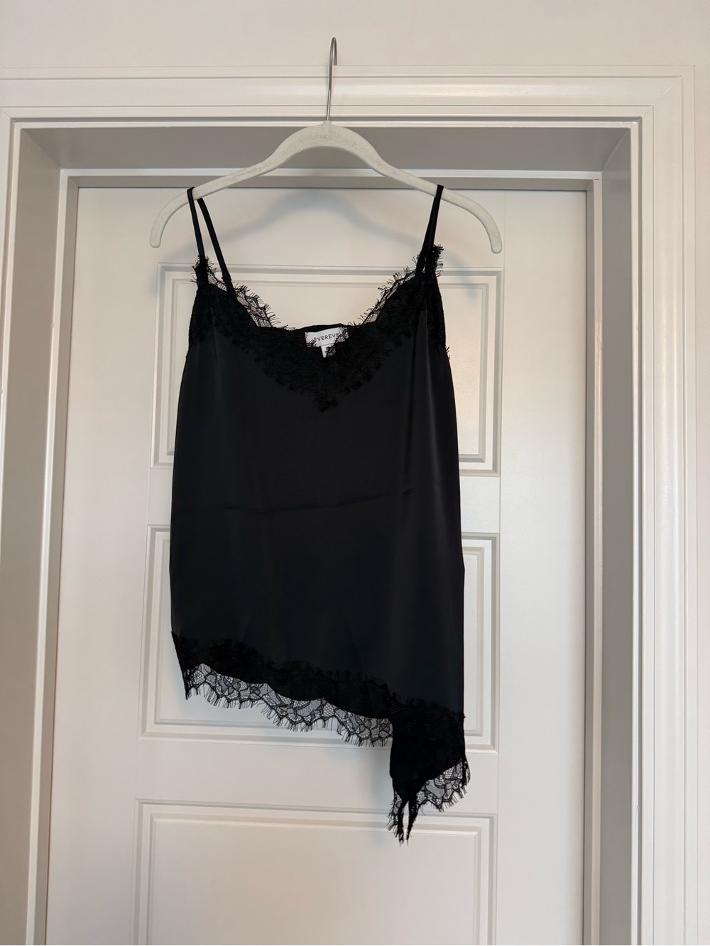 NWOT Evereve Dawn Lace Cami in Black, Asymmetrical Silky Tank Top, Size XSmall